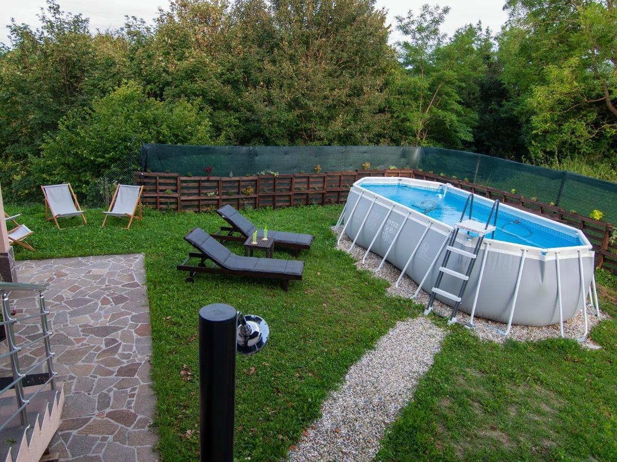 Holiday House Zarja - With Sauna And Hot Tub Bizeljsko Exterior foto
